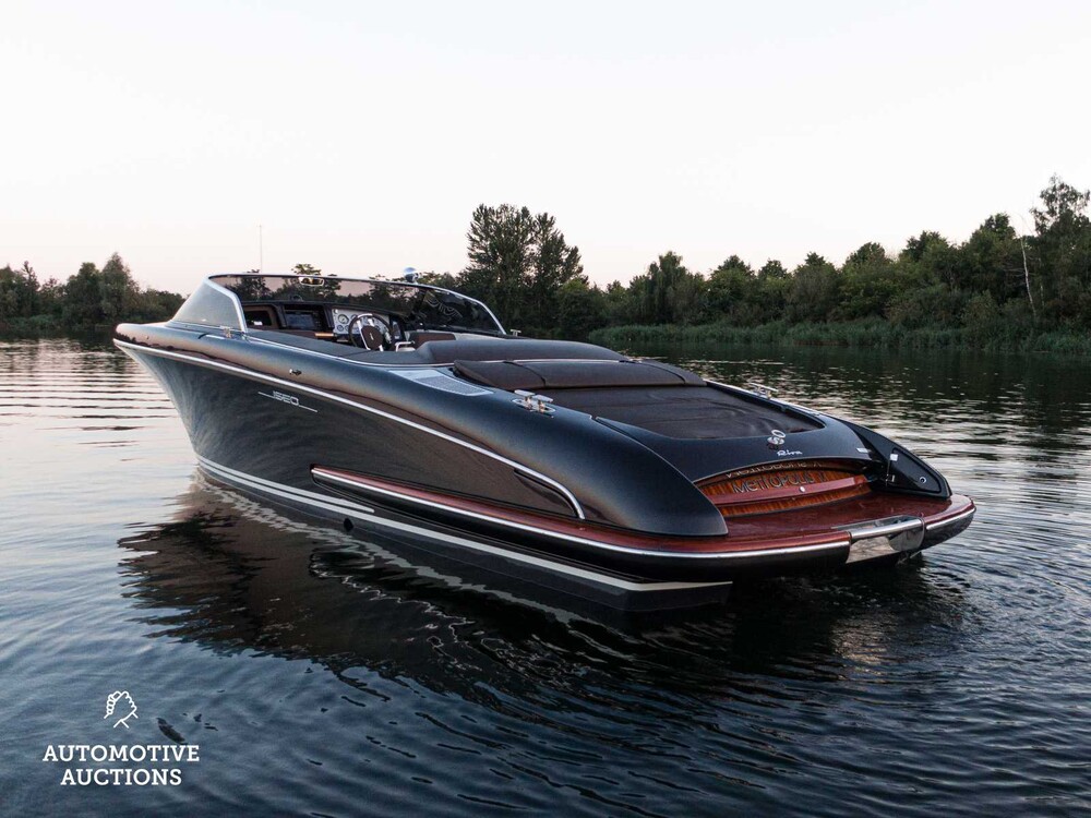 RIVA Iseo 27 8-Zylinder Yanmar
