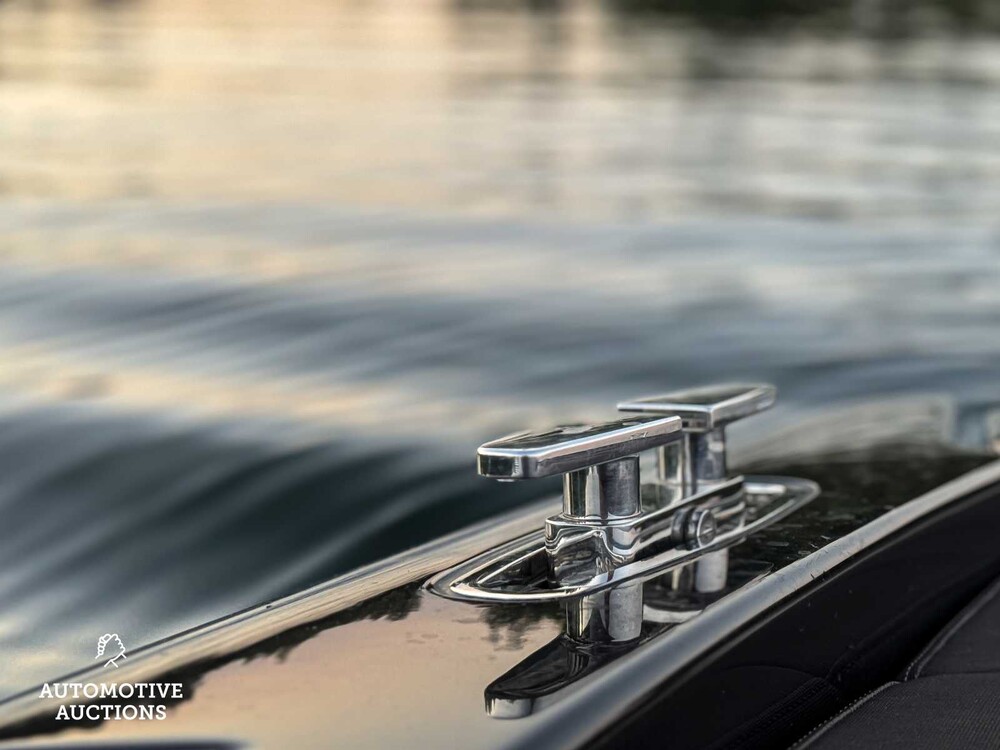 RIVA Iseo 27 8-Zylinder Yanmar