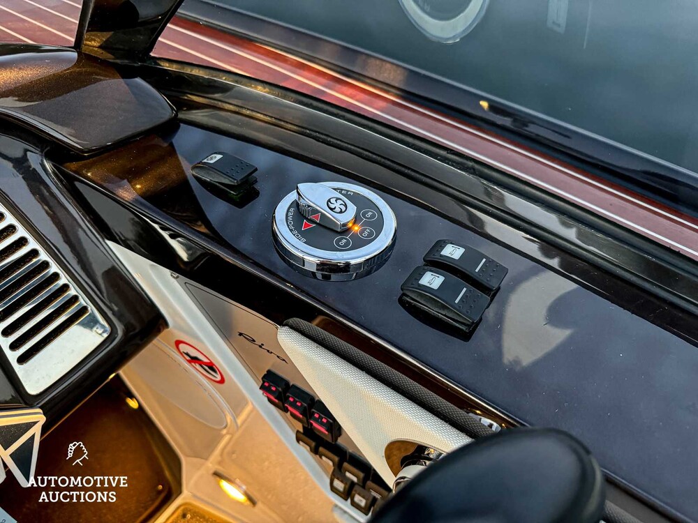 RIVA Iseo 27 8-Zylinder Yanmar