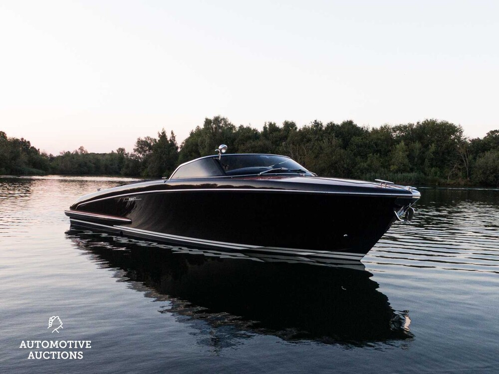 RIVA Iseo 27 8-Zylinder Yanmar