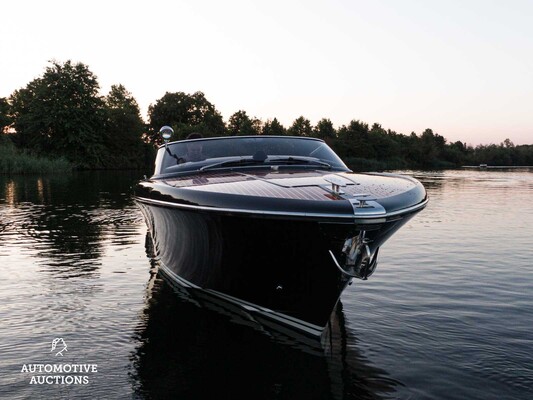 RIVA Iseo 27 8-cilinder Yanmar