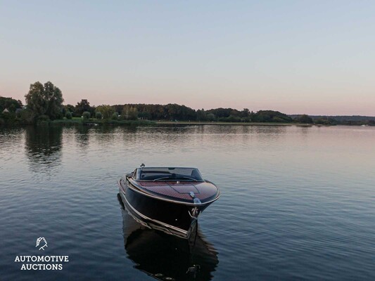 RIVA Iseo 27 8-cilinder Yanmar