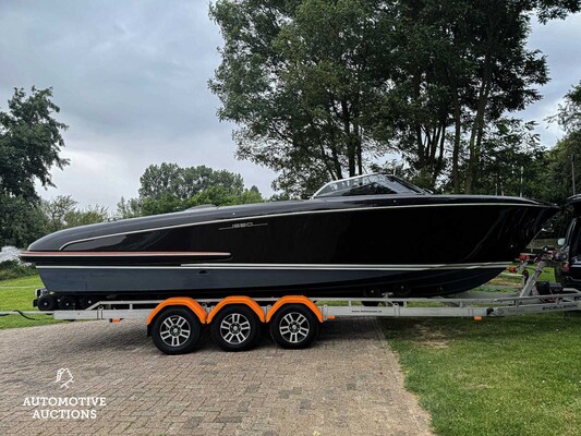 RIVA Iseo 27 8-cilinder Yanmar