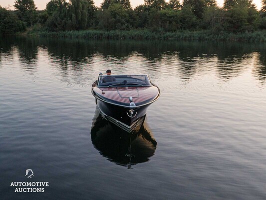 RIVA Iseo 27 8-cilinder Yanmar