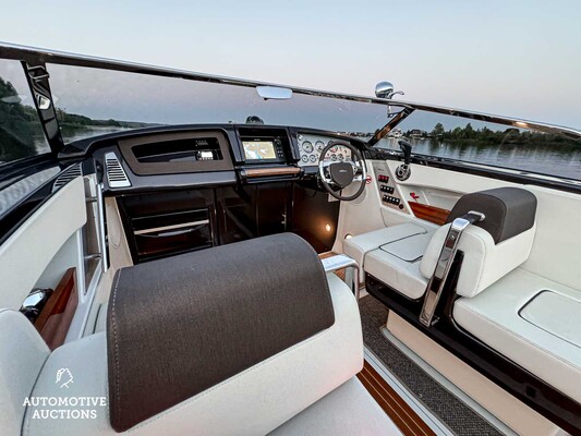 RIVA Iseo 27 8-cilinder Yanmar