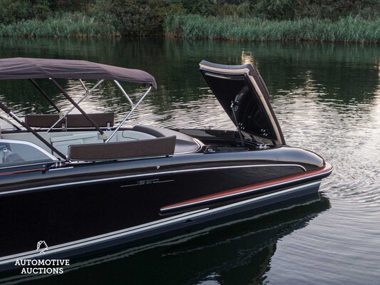 RIVA Iseo 27 8-cilinder Yanmar