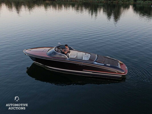 RIVA Iseo 27 8-cilinder Yanmar