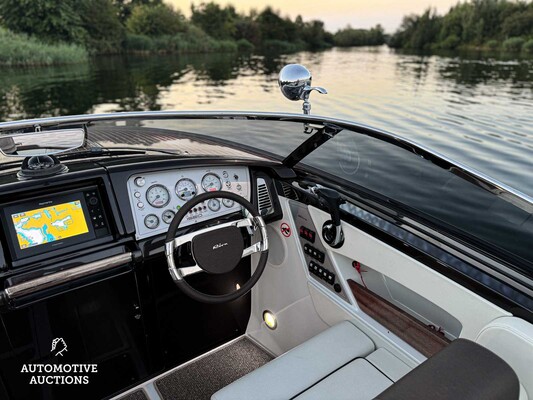 RIVA Iseo 27 8-cilinder Yanmar