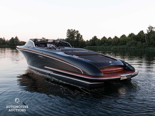 RIVA Iseo 27 8-cilinder Yanmar