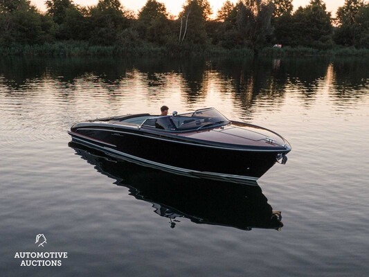 RIVA Iseo 27 8-cilinder Yanmar