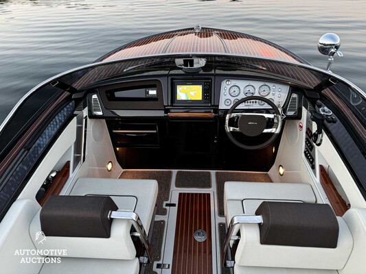 RIVA Iseo 27 8-cilinder Yanmar