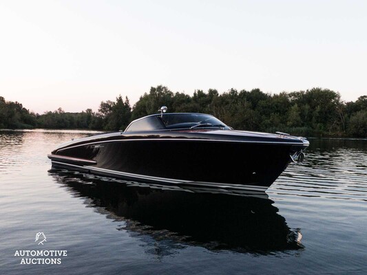 RIVA Iseo 27 8-cilinder Yanmar