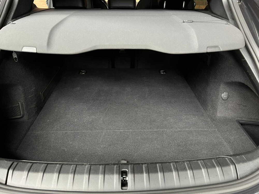 Porsche Taycan 4 Cross Turismo 476pk 2022 