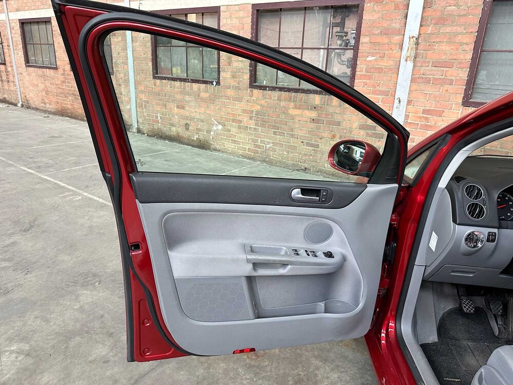 Volkswagen Golf Plus 1.4 Turijn 75pk 2004 (Origineel-NL), 98-SF-GS