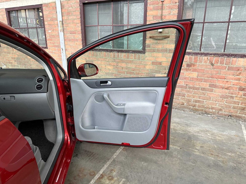 Volkswagen Golf Plus 1.4 Turijn 75pk 2004 (Origineel-NL), 98-SF-GS