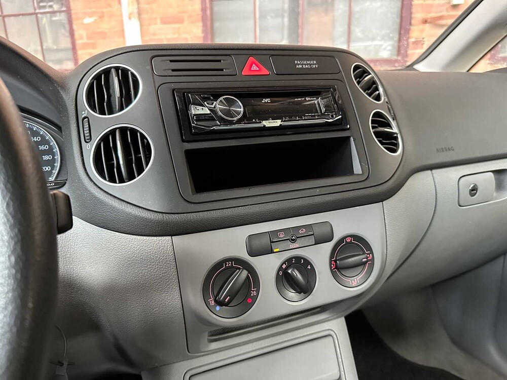 Volkswagen Golf Plus 1.4 Turijn 75pk 2004 (Origineel-NL), 98-SF-GS