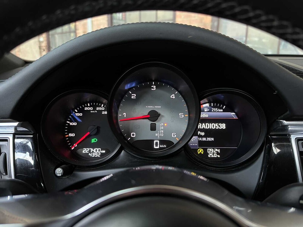 Porsche Macan S 3.0 D Sport-Chrono 258hp 2015 (Original-NL), GP-015-B