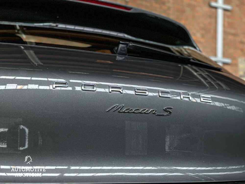 Porsche Macan S 3.0 D Sport-Chrono 258hp 2015 (Original-NL), GP-015-B