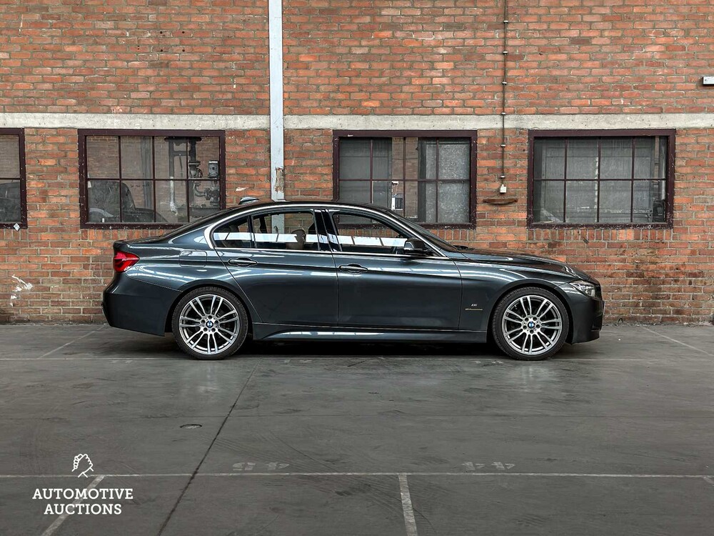 BMW 330e M-Sport Centennial High Executive 184pk 2016 (Origineel-NL) 3-serie, ND-217-B