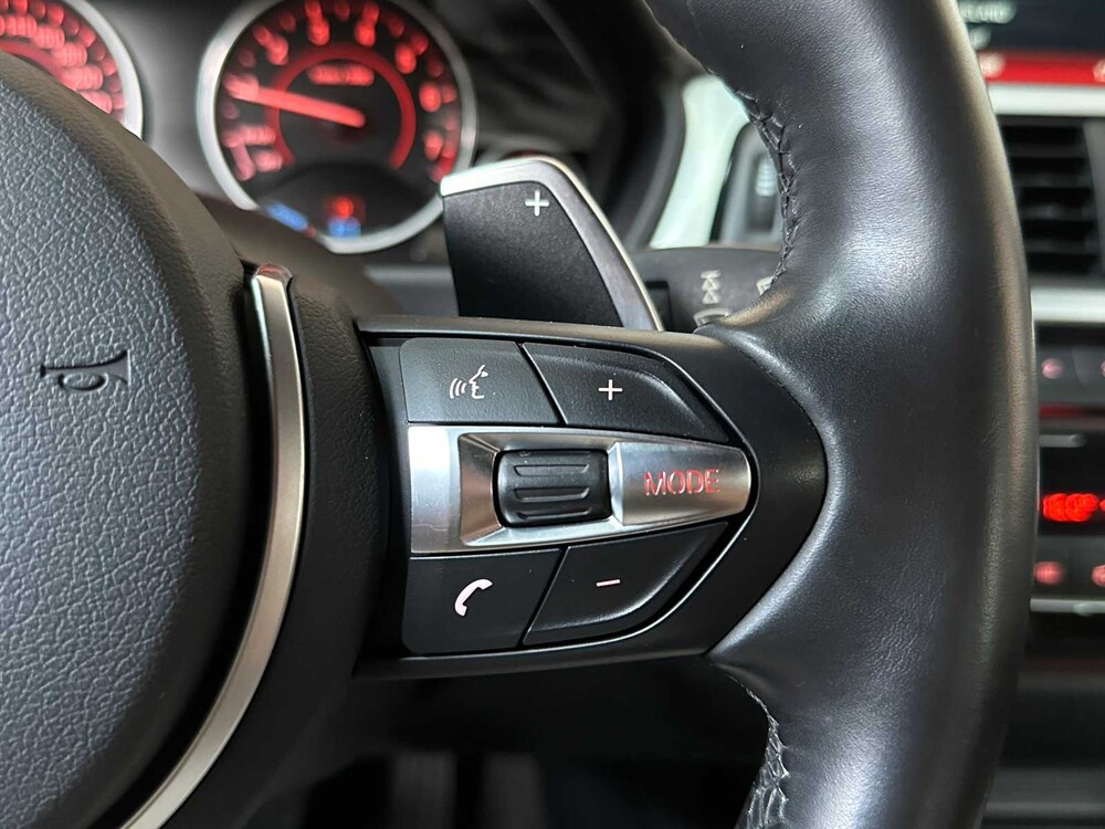 BMW 330e M-Sport Centennial High Executive 184pk 2016 (Origineel-NL) 3-serie, ND-217-B