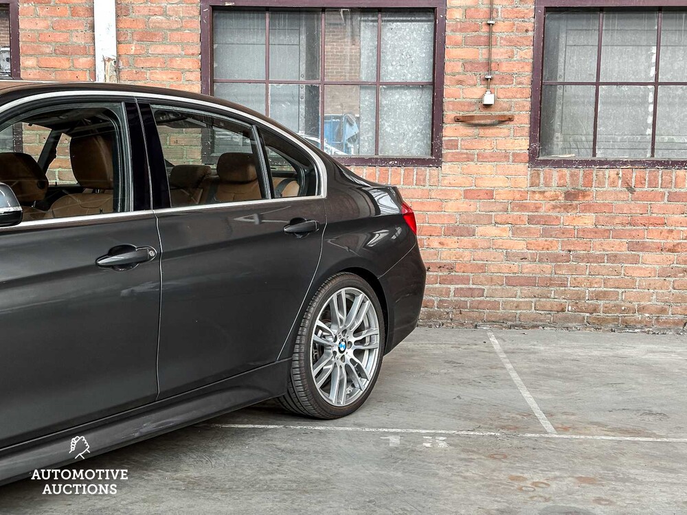 BMW 330e M-Sport Centennial High Executive 184pk 2016 (Origineel-NL) 3-serie, ND-217-B