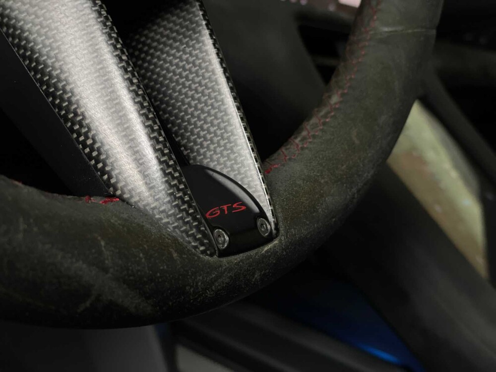 Porsche Taycan Sport Turismo GTS 93 kWh Sport-Chrono Sport-Design 600pk 2022 (Origineel-NL + 1e Eigenaar) -Carbon-, P-009-LP