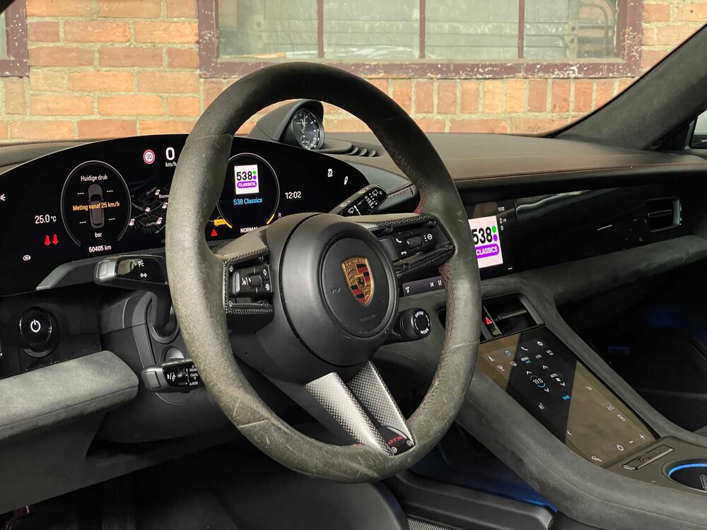 Porsche Taycan Sport Turismo GTS 93 kWh Sport-Chrono Sport-Design 600pk 2022 (Origineel-NL + 1e Eigenaar) -Carbon-, P-009-LP