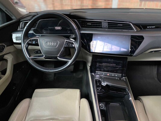 Audi e-tron 55 quattro advanced 95 kWh 360hp 2019 (original-NL + 1st owner), ZT-397-B