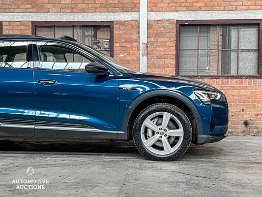 Audi e-tron 55 quattro advanced 95 kWh 360hp 2019 (original-NL + 1st owner), ZT-397-B