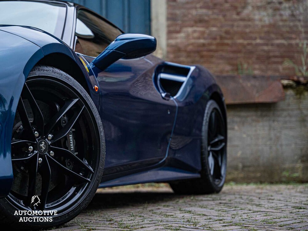 Ferrari 488 3.9 V8 GTB HELE 668PS 2016