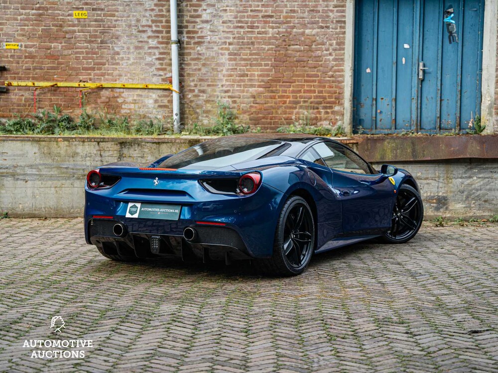 Ferrari 488 3.9 V8 GTB HELE 668PS 2016