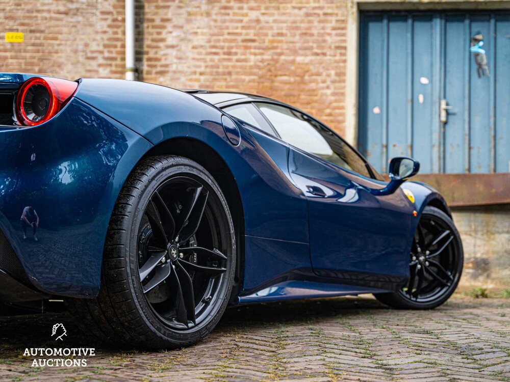 Ferrari 488 3.9 V8 GTB HELE 668PS 2016