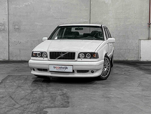 Volvo 850 2.3 222hp Sedan T-5 R-version 2.3 1994, RD-203-H