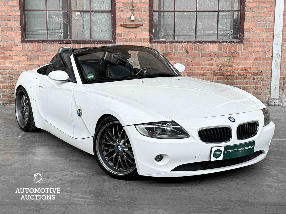 BMW Z4 Roadster 2.0i Anniversary 150pk 2005, T-556-XZ 