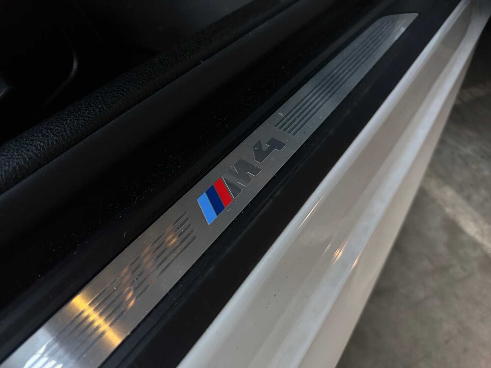 BMW M4 Cabriolet F83 431PS 2015 (Original-NL) 4er, 2-ZTV-51