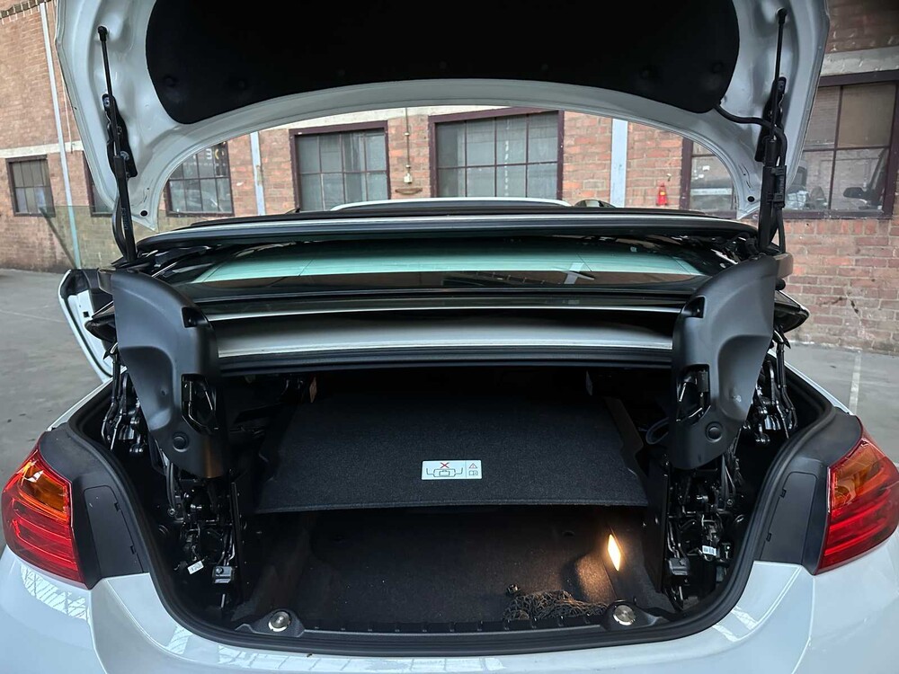 BMW M4 Cabriolet F83 431PS 2015 (Original-NL) 4er, 2-ZTV-51