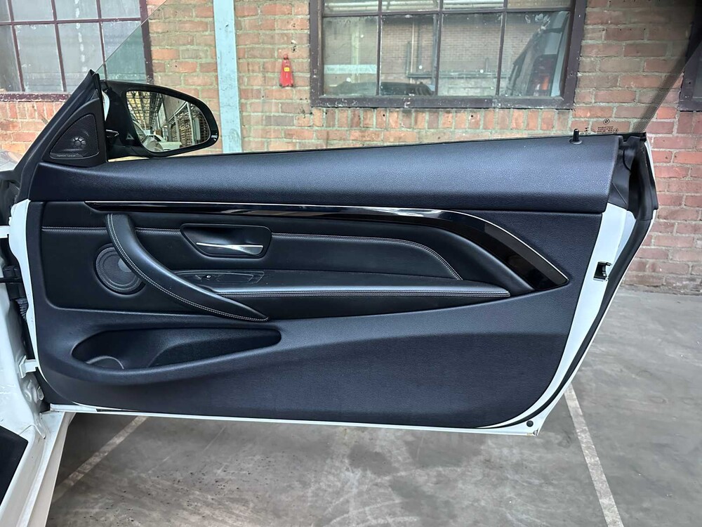 BMW M4 Cabriolet F83 431PS 2015 (Original-NL) 4er, 2-ZTV-51