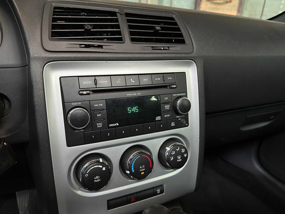 Dodge Challenger 3.5 V6 258HP SE 2010