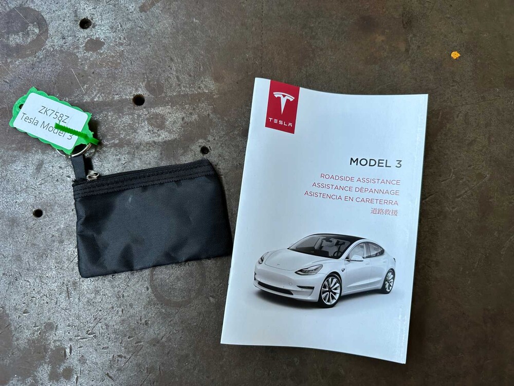Tesla Model 3 Standard RWD Plus 60 kWh (Origineel-NL + 1e Eigenaar) 238pk 2019, ZK-758-Z