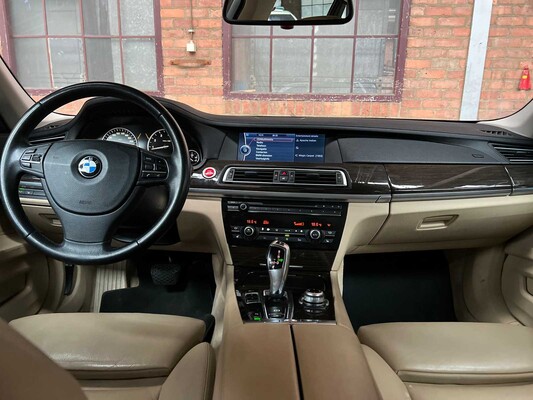 BMW 750i High Executive 408hp 2010 ORIG-NL 7-series, 72-KPS-8