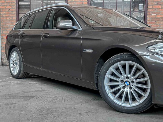 BMW 528i Touring Executive 245hp 2012 F11 5-Series (Original-NL), 08-XGB-5