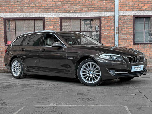 BMW 528i Touring Executive 245pk 2012 F11 5-serie (Origineel-NL), 08-XGB-5