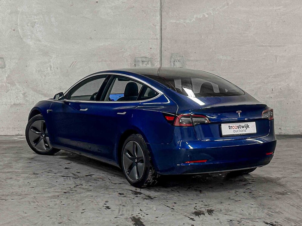 Tesla Model 3 Standard RWD Plus 60 kWh (Original-NL & 1. Besitzer) 238PS 2019, G-021-BB