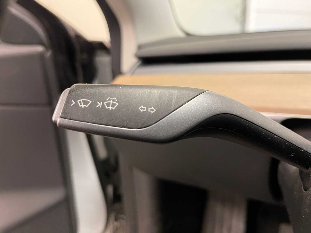 Tesla Model 3 Standard RWD Plus 60 kWh (Original-NL & 1. Besitzer) 238PS 2019, G-691-DR