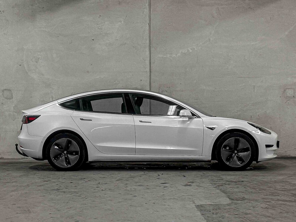 Tesla Model 3 Standard RWD Plus 60 kWh (Original-NL & 1. Besitzer) 238PS 2019, G-691-DR