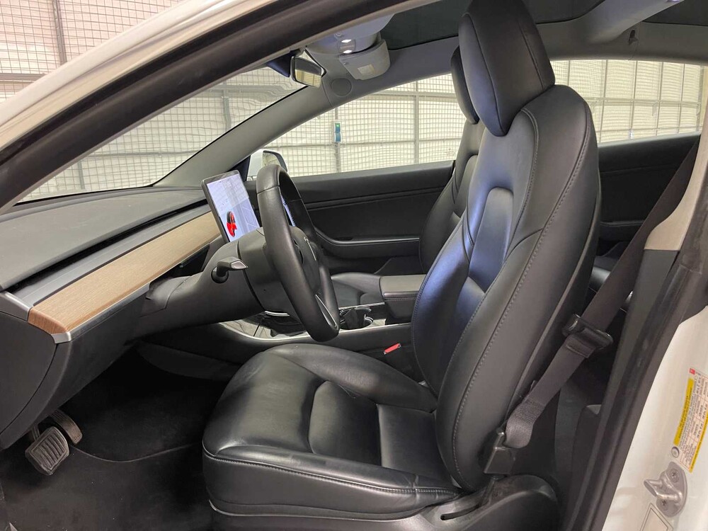 Tesla Model 3 Standard RWD Plus 60 kWh (Original-NL & 1. Besitzer) 238PS 2019, G-691-DR