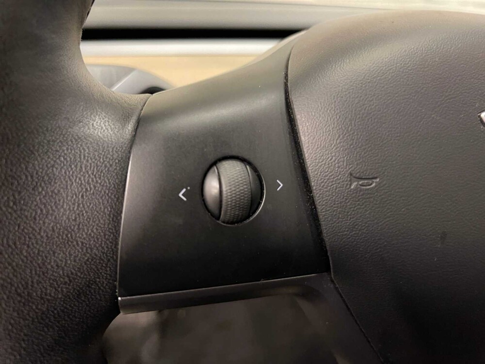 Tesla Model 3 Standard RWD Plus 60 kWh (Original-NL & 1. Besitzer) 238PS 2019, G-691-DR