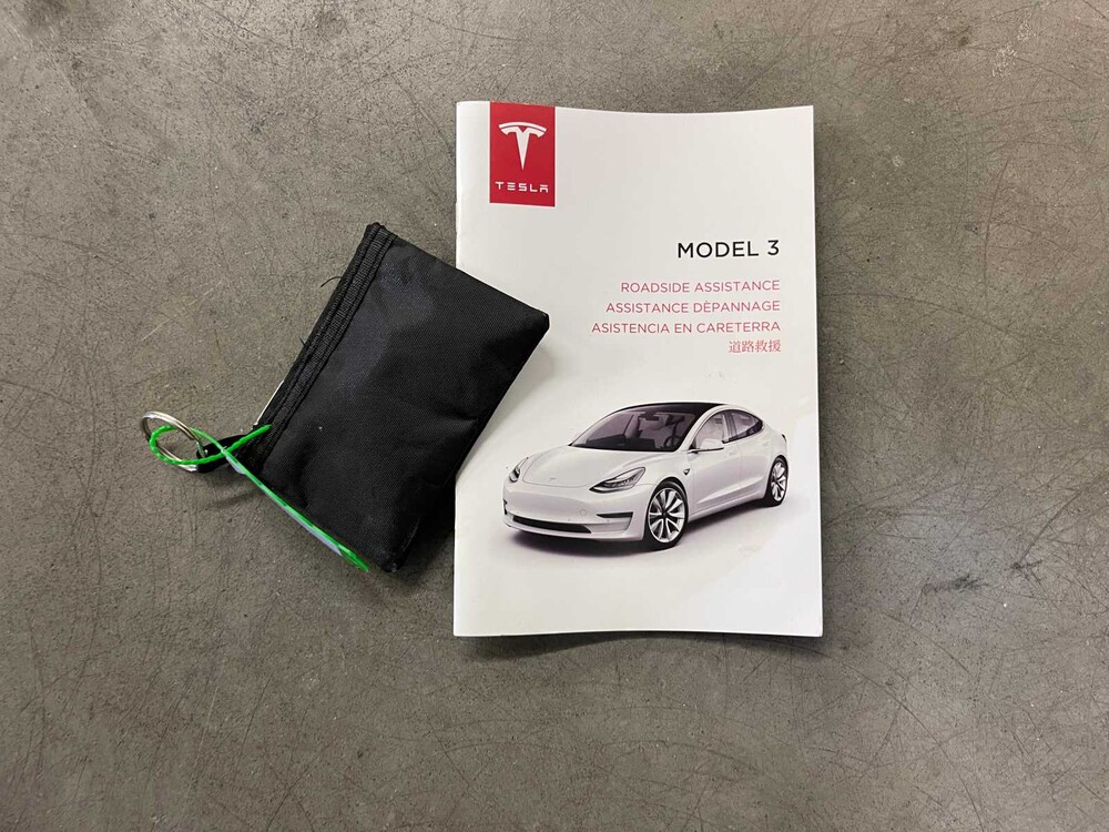 Tesla Model 3 Standard RWD Plus 60 kWh (Original-NL & 1. Besitzer) 238PS 2019, G-691-DR