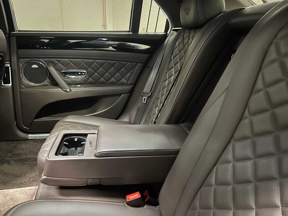 Bentley Flying Spur 4.0 V8 S 528PS 2018, X-484-DH