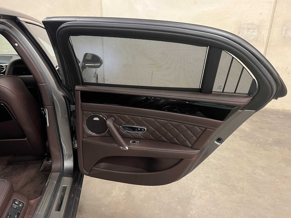 Bentley Flying Spur 4.0 V8 S 528PS 2018, X-484-DH